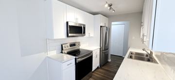 featured image of 10 Oak Ave