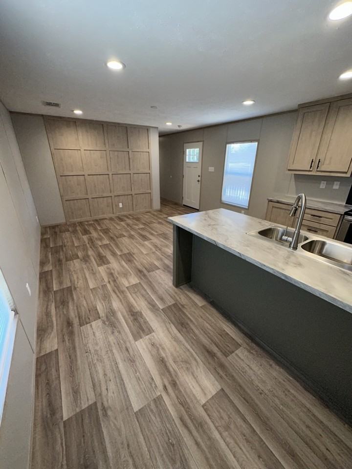 TJ's MHP - Photo 4 of 12