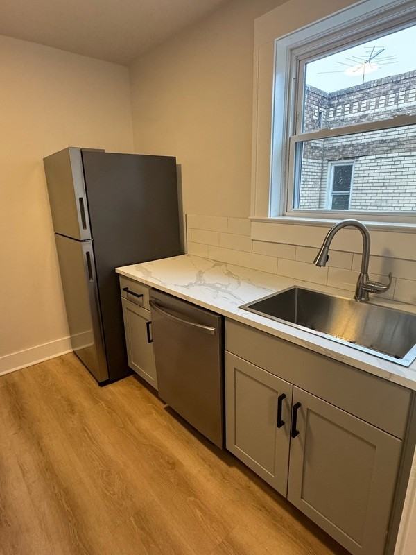 2903 Voelkel Ave #8 - Photo 5 of 27