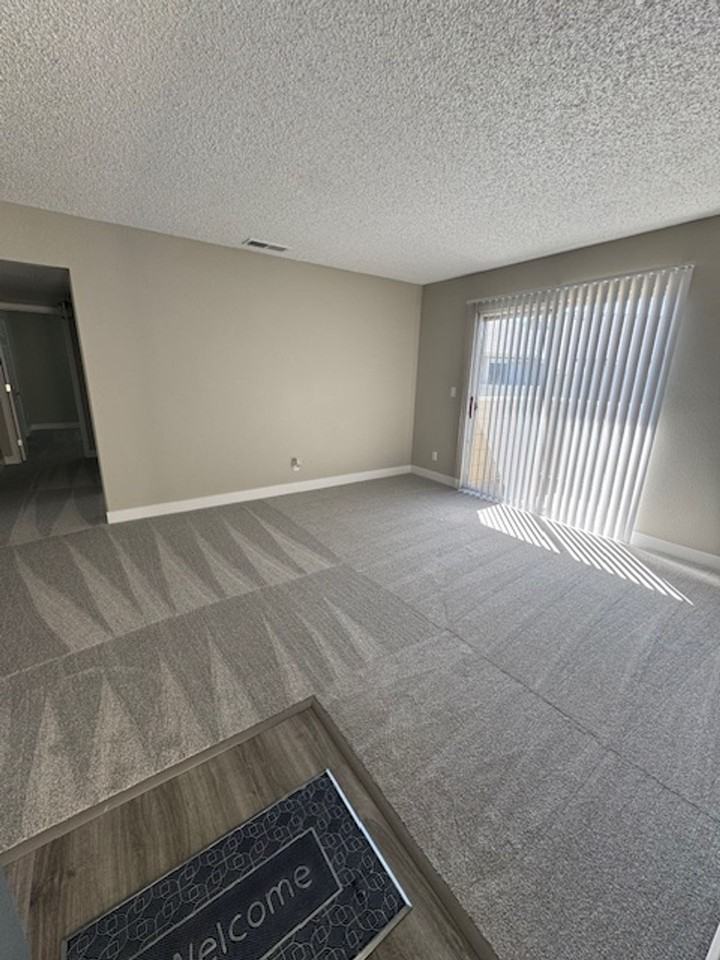 Autumn Run Apartments - Photo 3 of 35