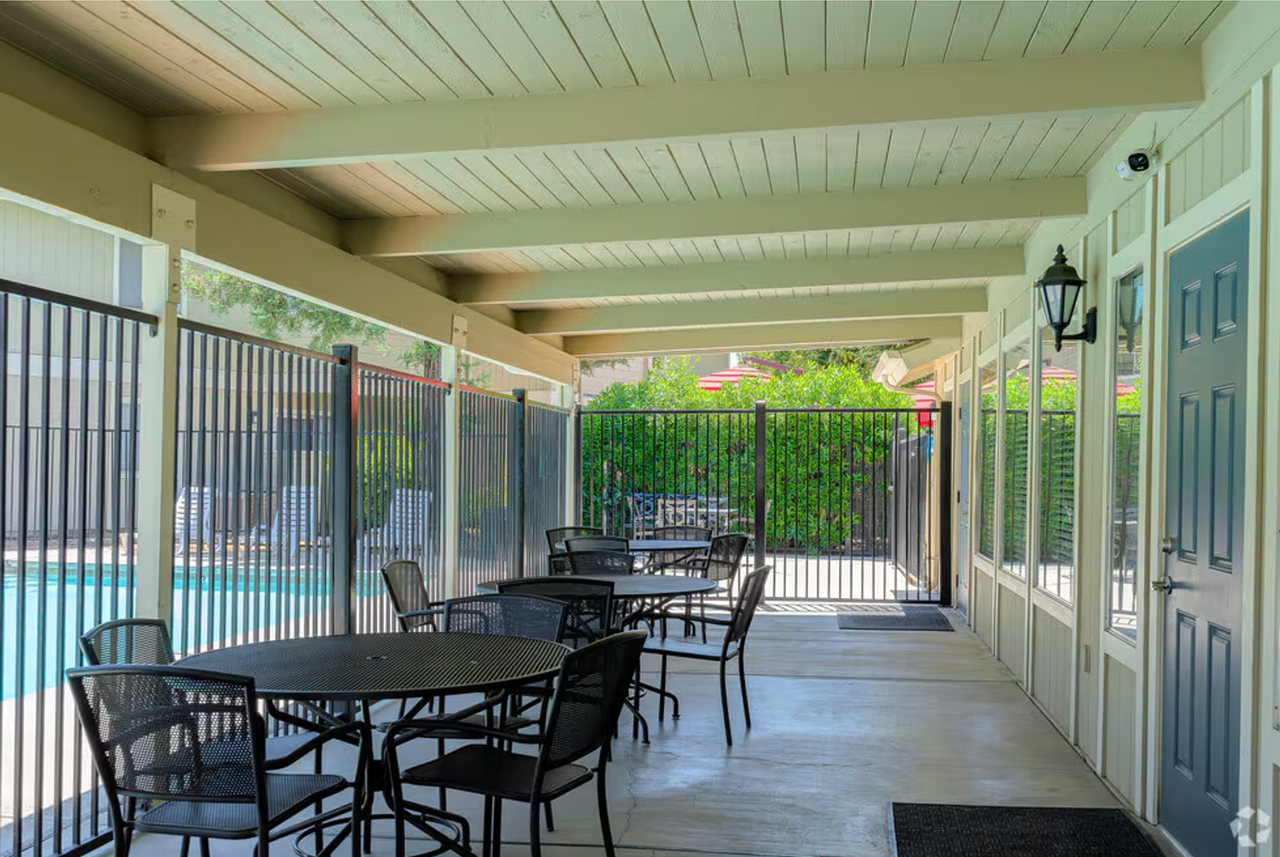 Autumn Run Apartments - Photo 7 of 35