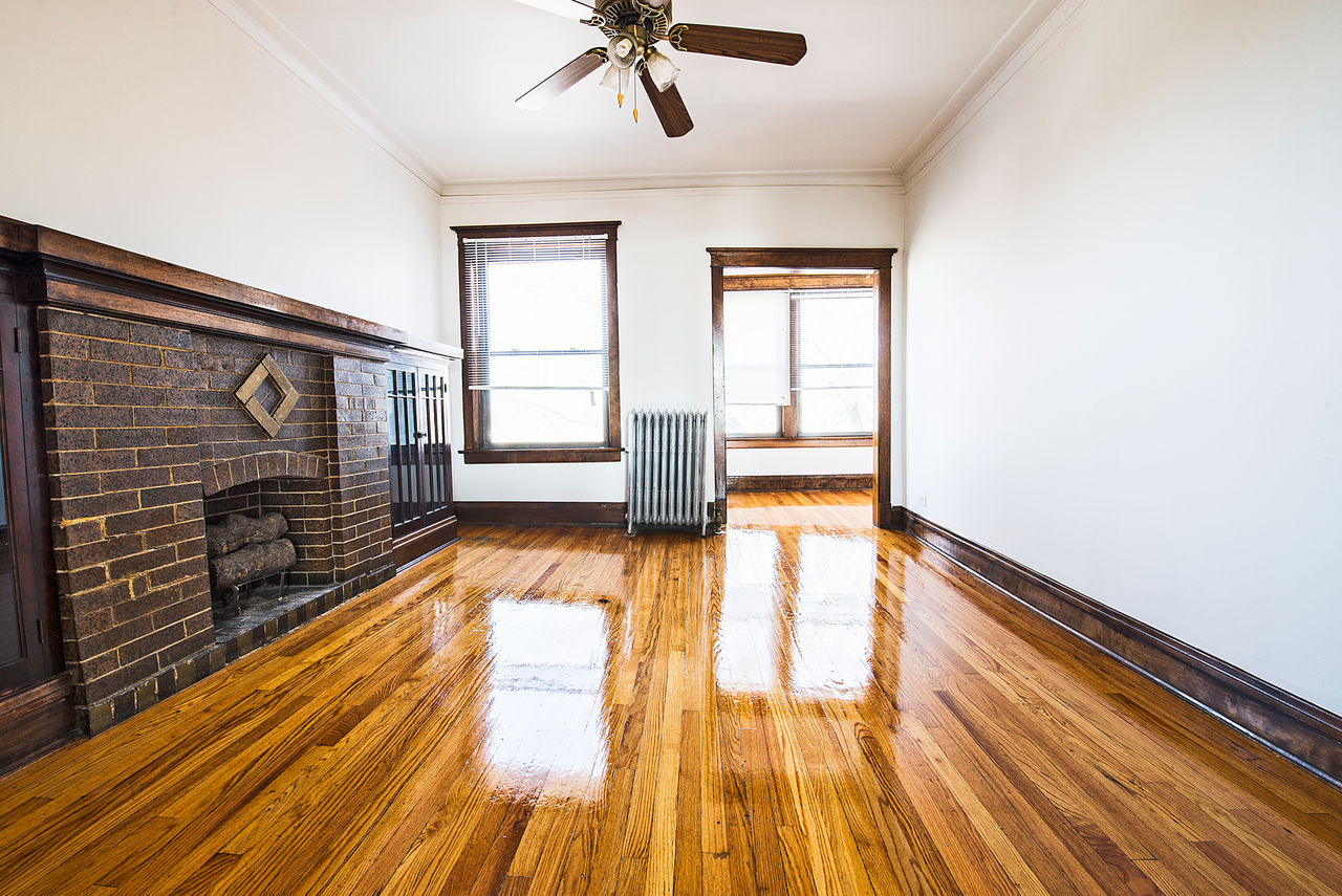 7400 S Rhodes Ave Chicago, IL 60619 - Photo 5 of 20