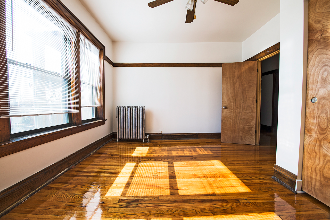 7400 S Rhodes Ave Chicago, IL 60619 - Photo 6 of 20