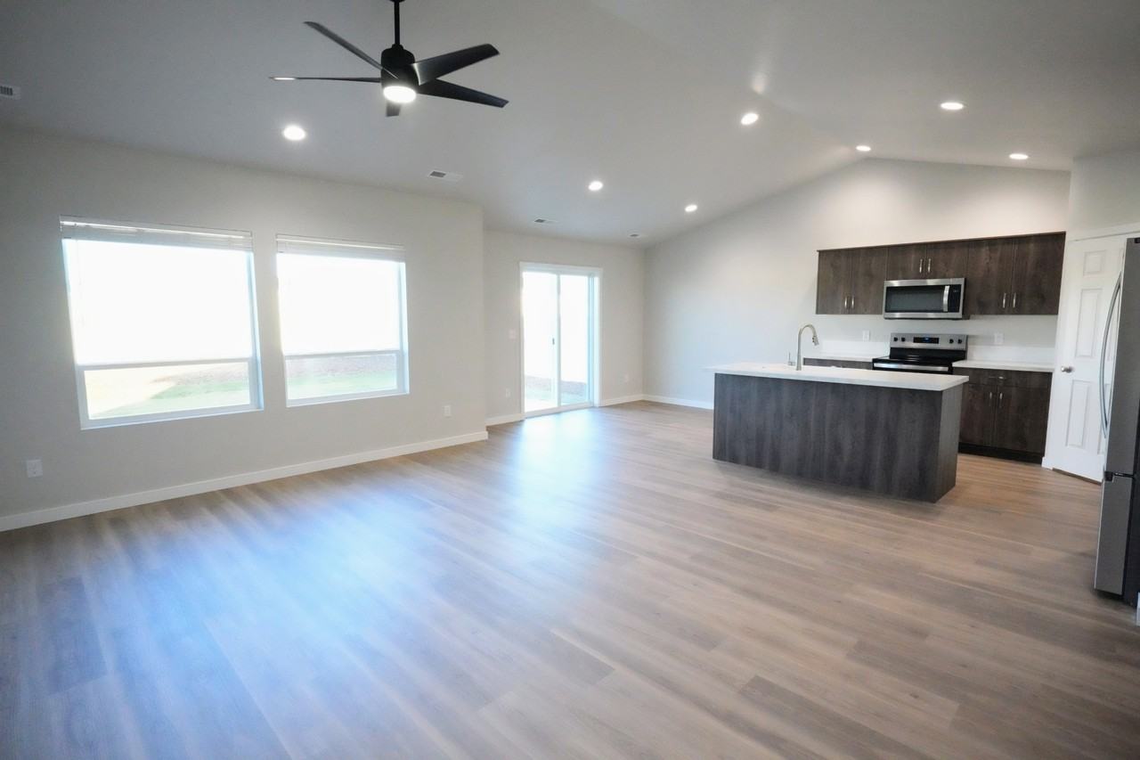 1602 Dyer St #1602DYERST - Photo 3 of 13