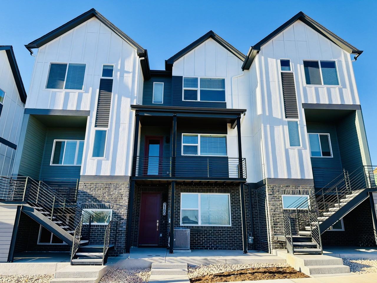 7174 Clove Hitch Hts - Photo 2 of 22