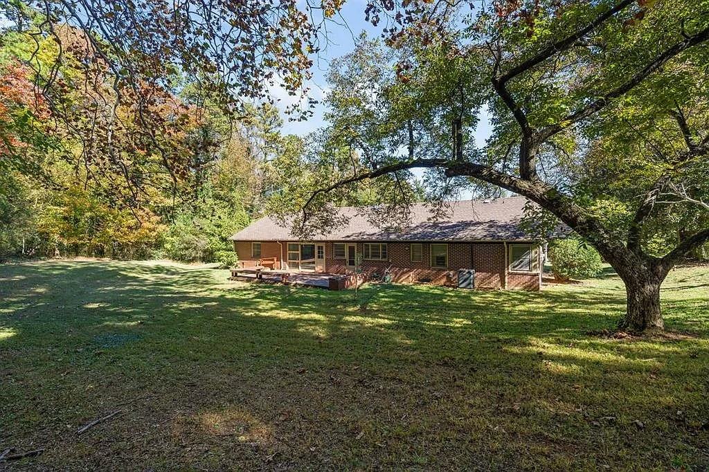 8 Davids Ln #8 - Photo 3 of 3