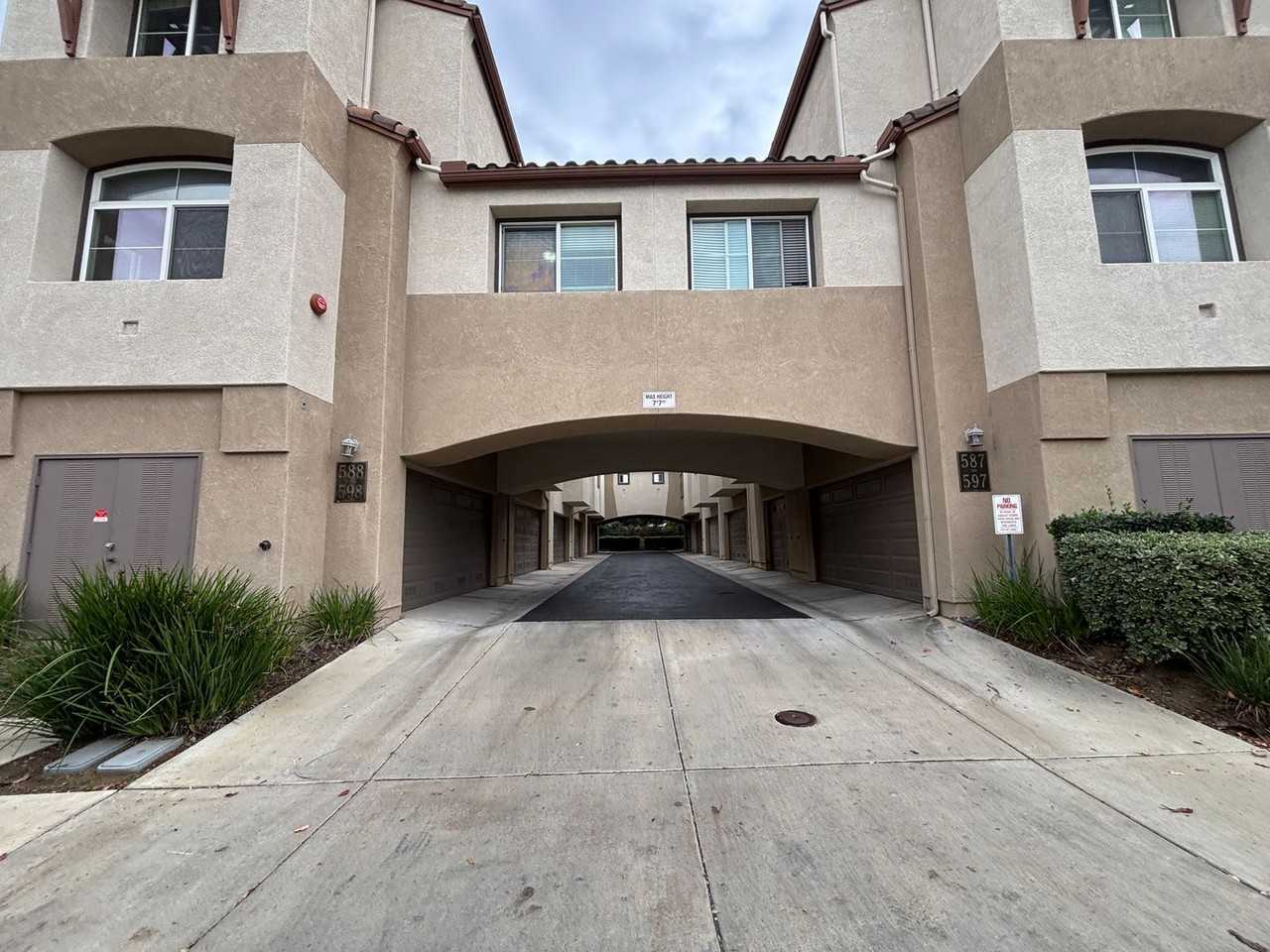 588 Almond Rd - Photo 2 of 20