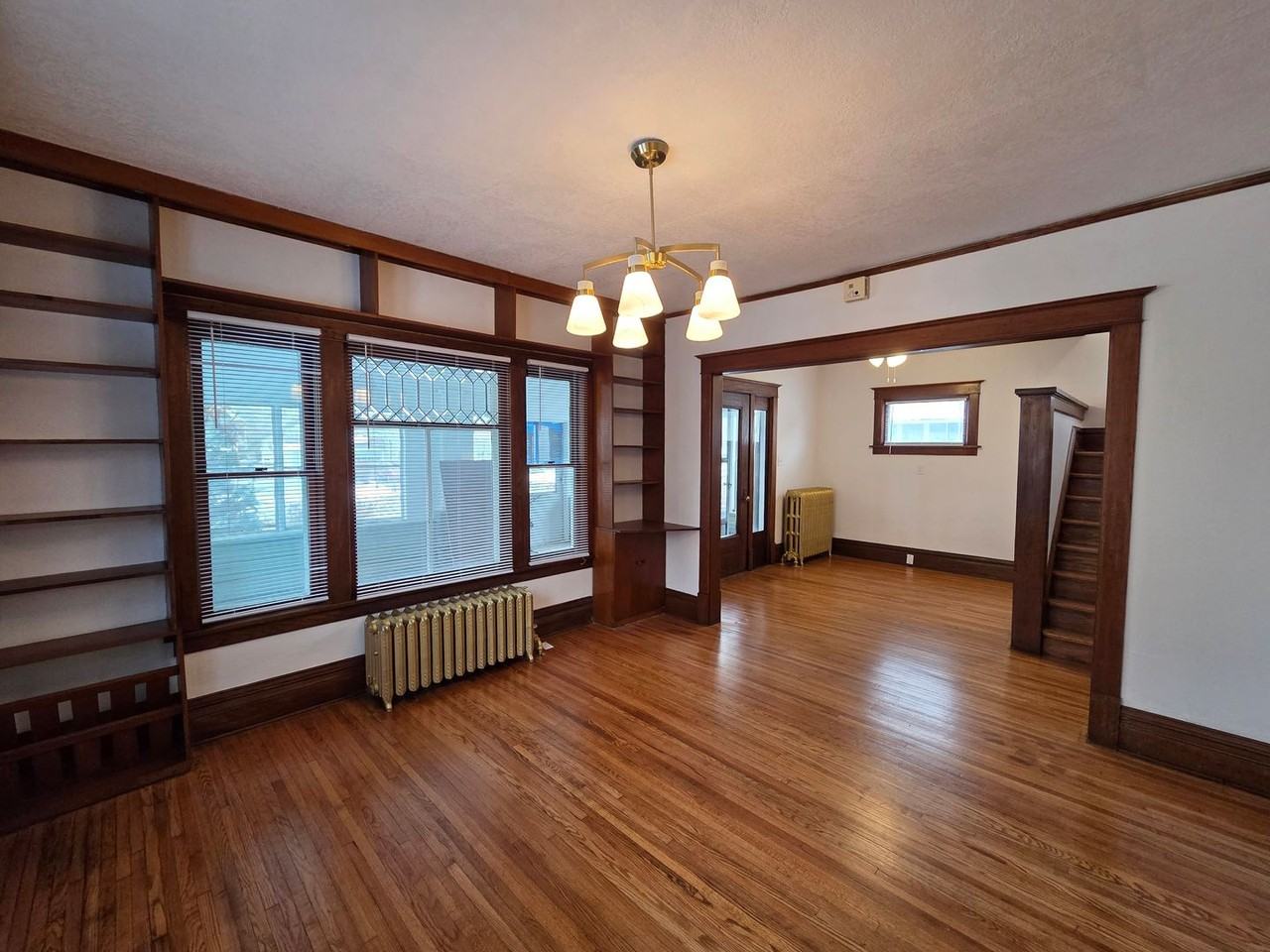 809 Tremont St - Photo 4 of 36