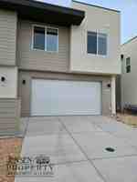 featured image of 903 W Boxthorn Dr