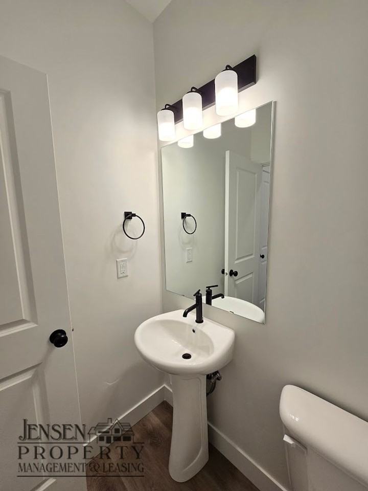 903 W Boxthorn Dr - Photo 7 of 19