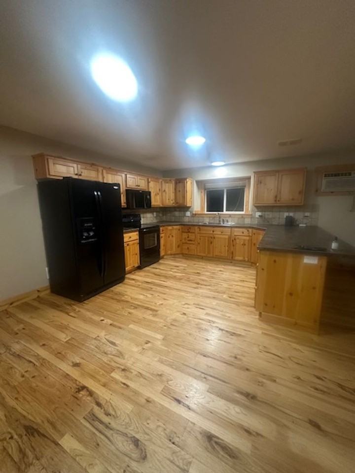 1602 Honeysuckle Loop - Photo 6 of 22