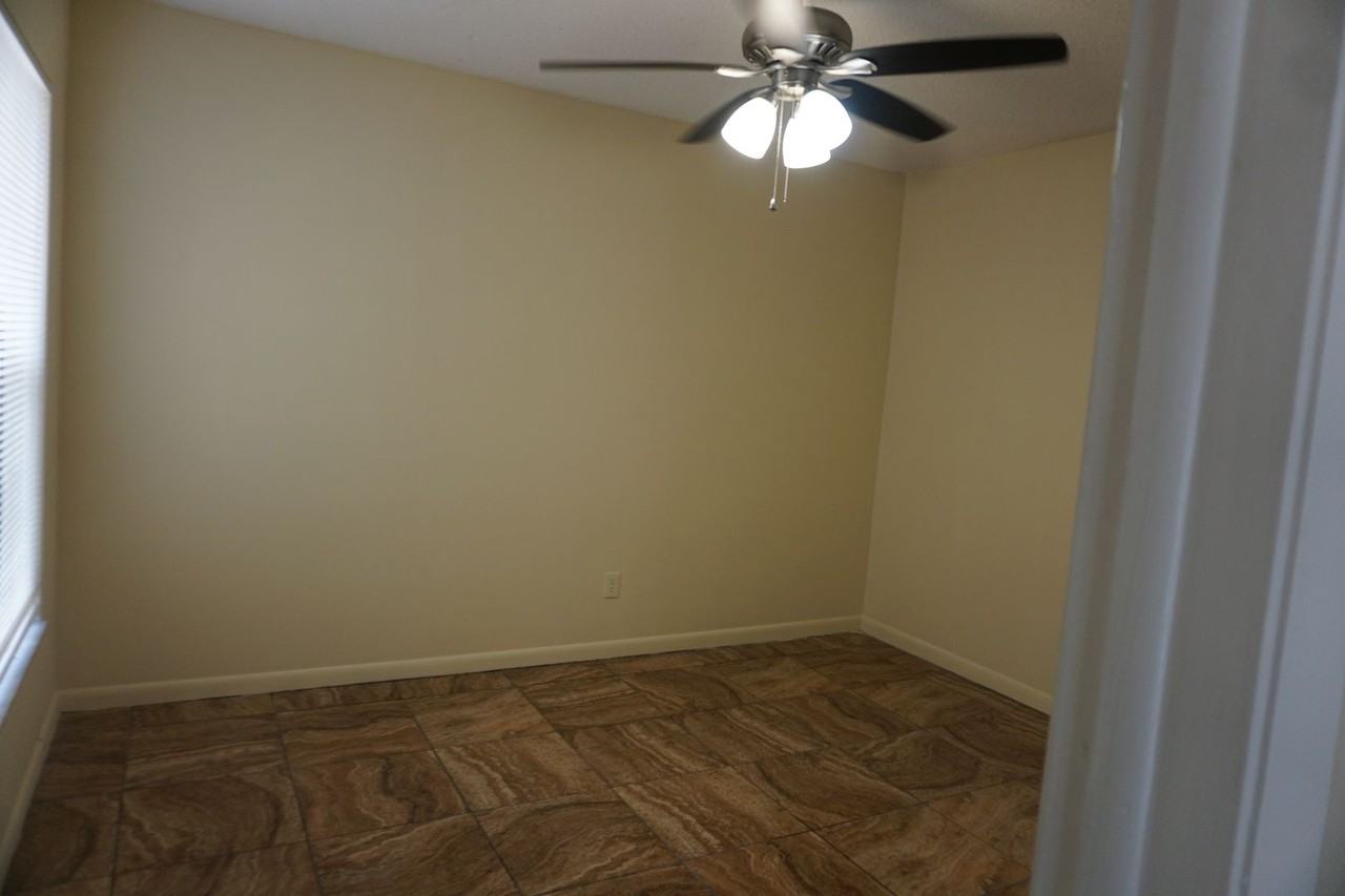 8356 Windypine Ln - Photo 6 of 15