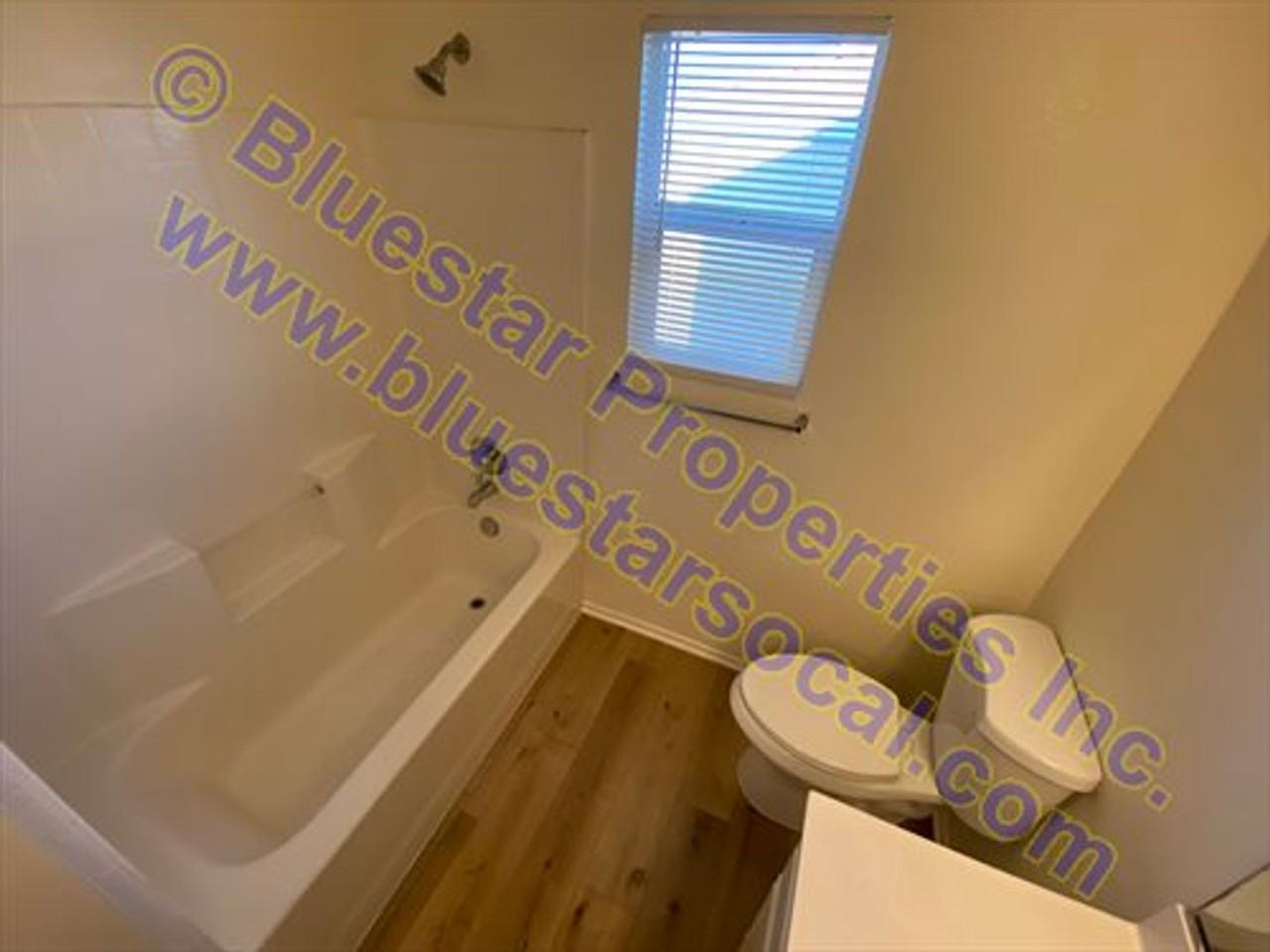 13244 Kootenay St - Photo 3 of 20