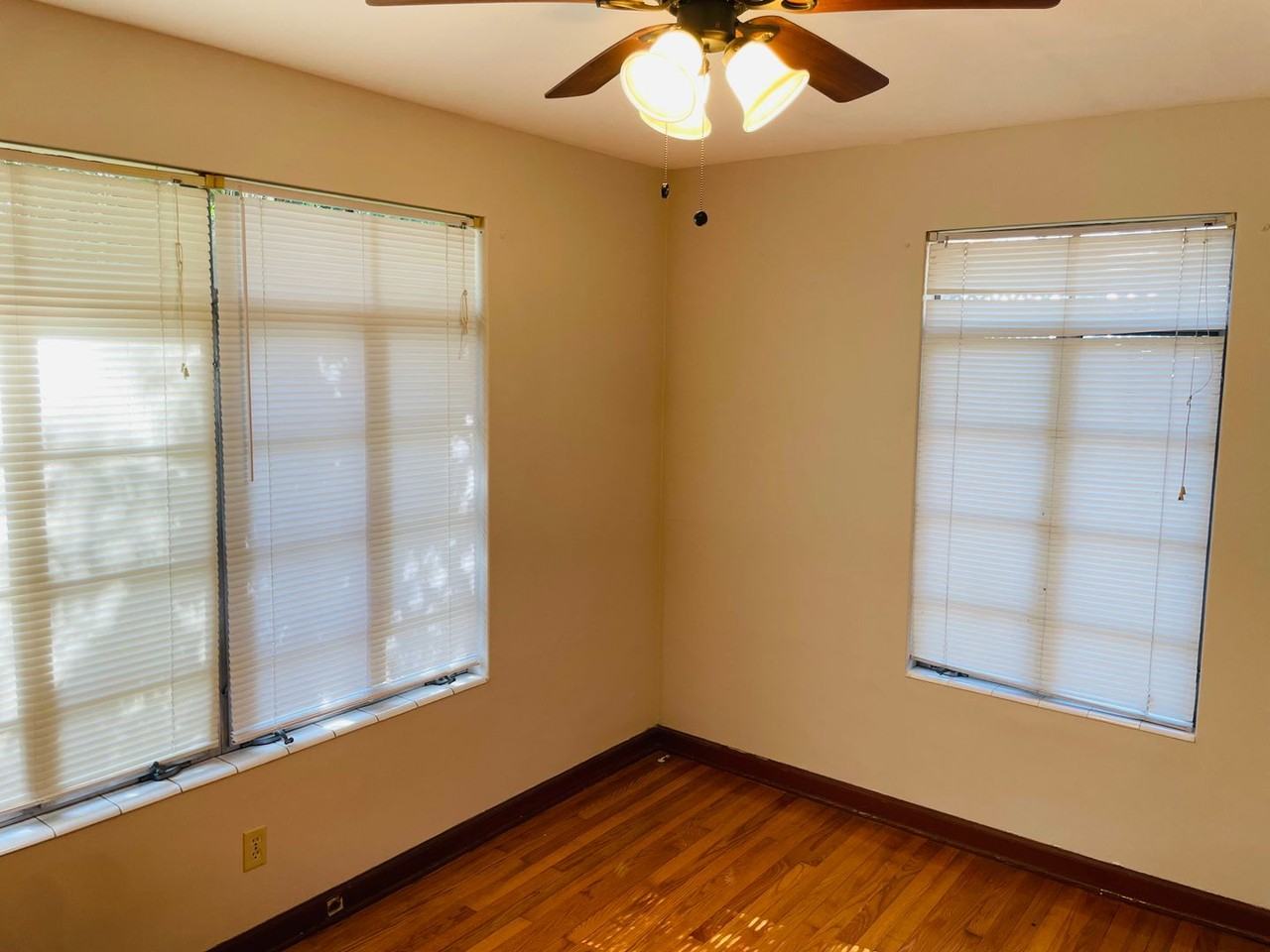 515 Mcdaniel St - Photo 4 of 17