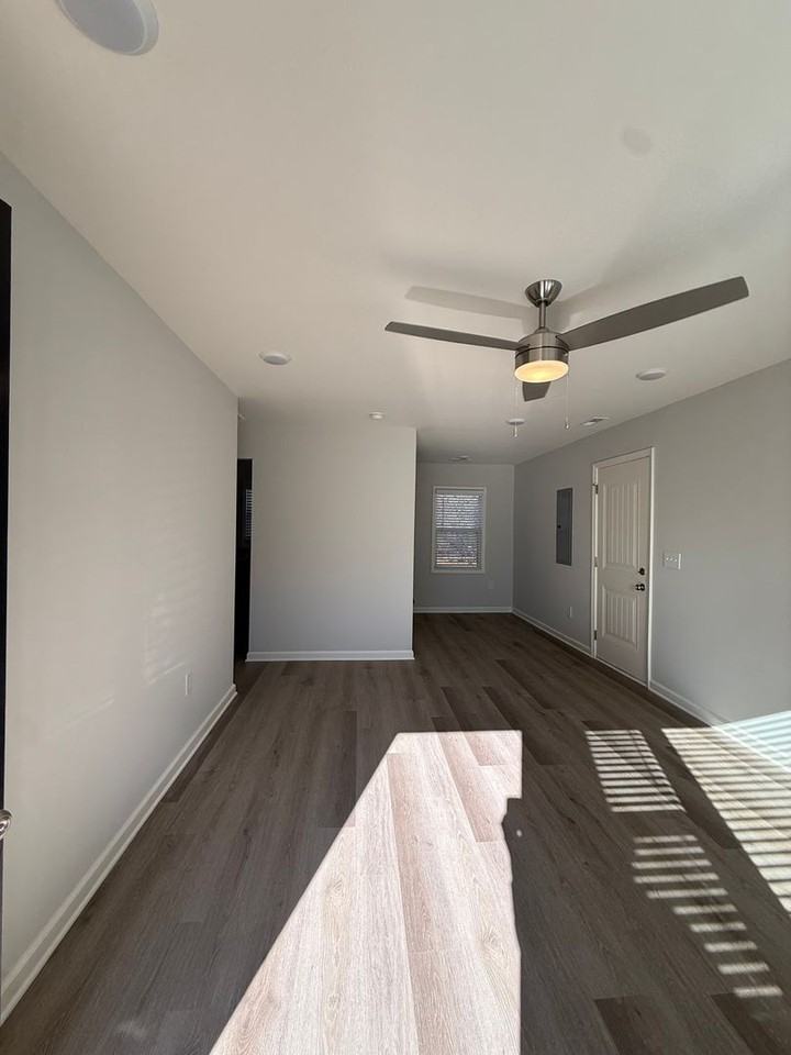 707 Wellons Ave - Photo 2 of 12