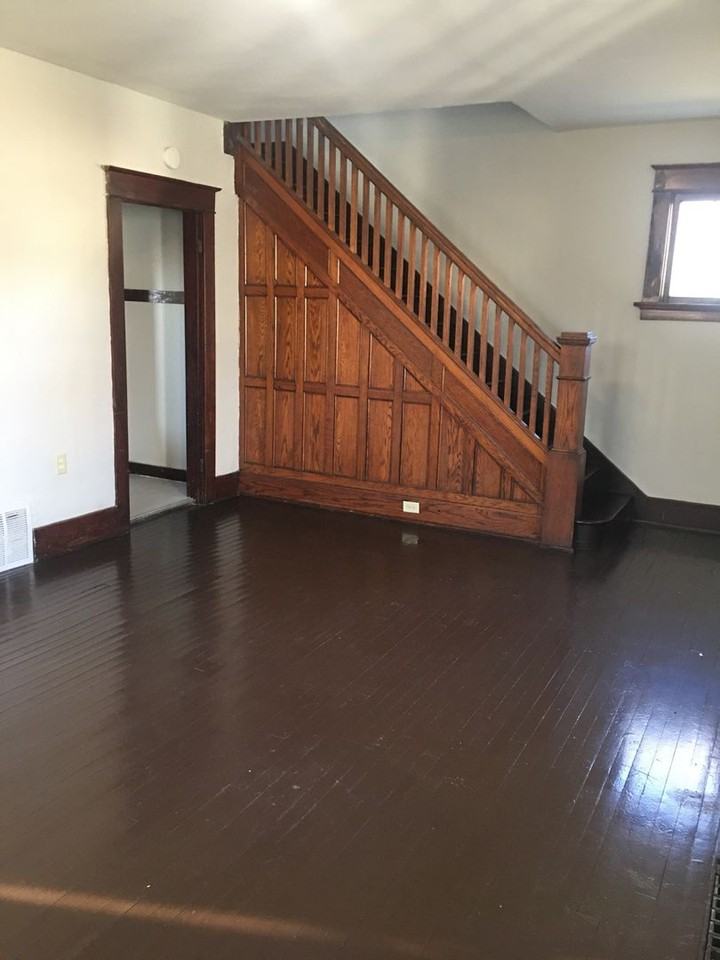 3010 Smith St - Photo 2 of 8