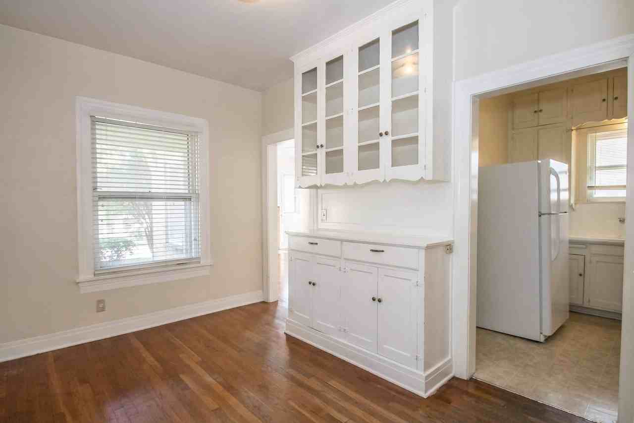 4409 Pershing Ave - Photo 7 of 24