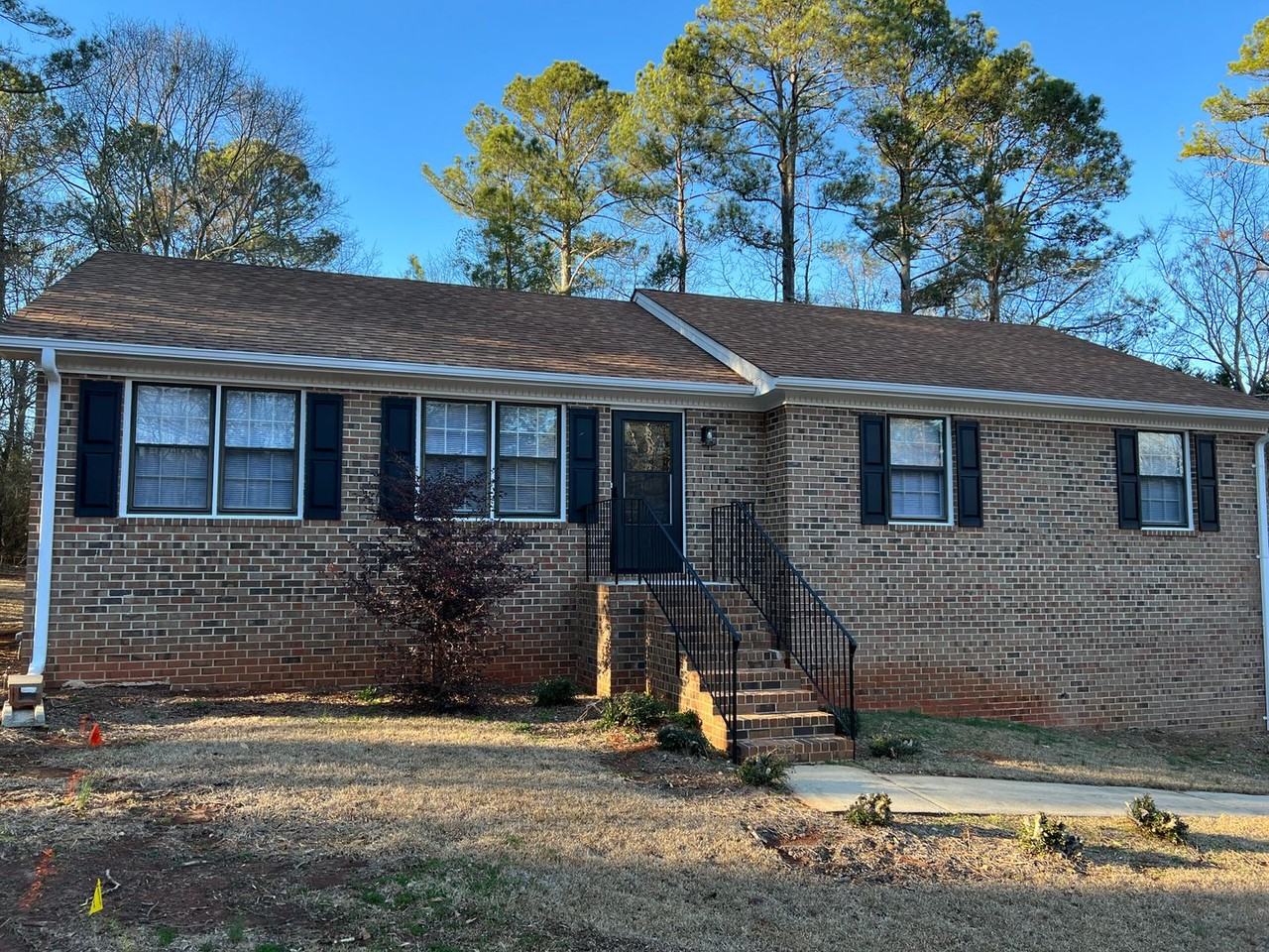 195 Woodberry Ct - Photo 2 of 20