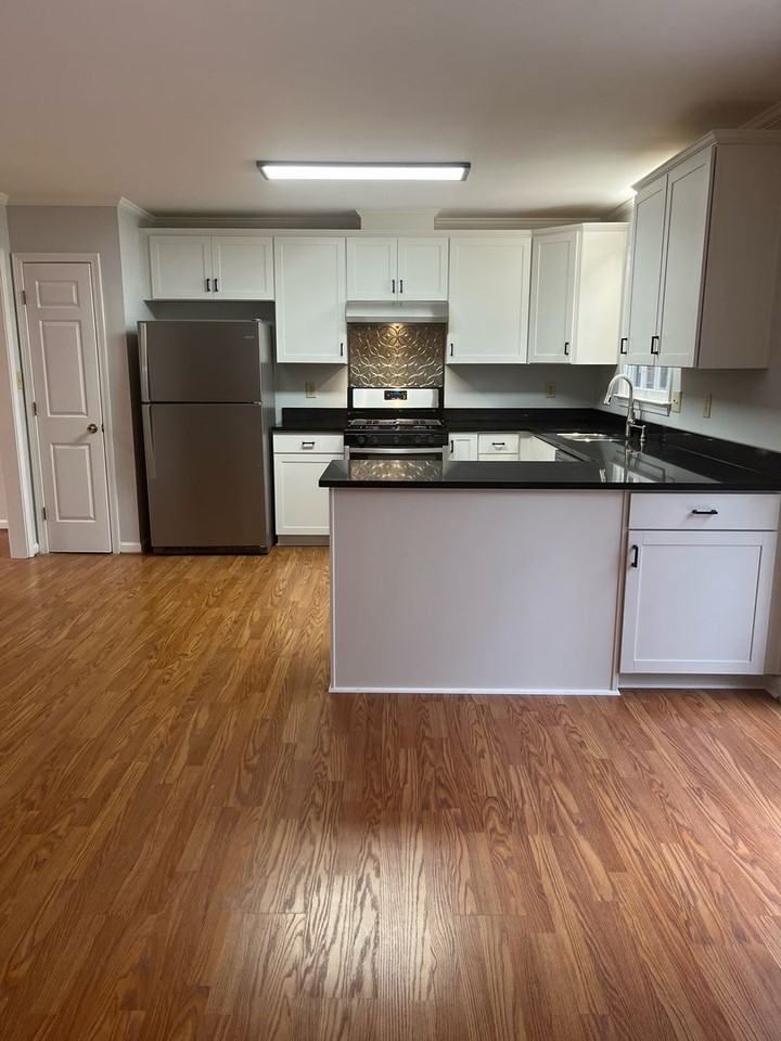 195 Woodberry Ct - Photo 6 of 20