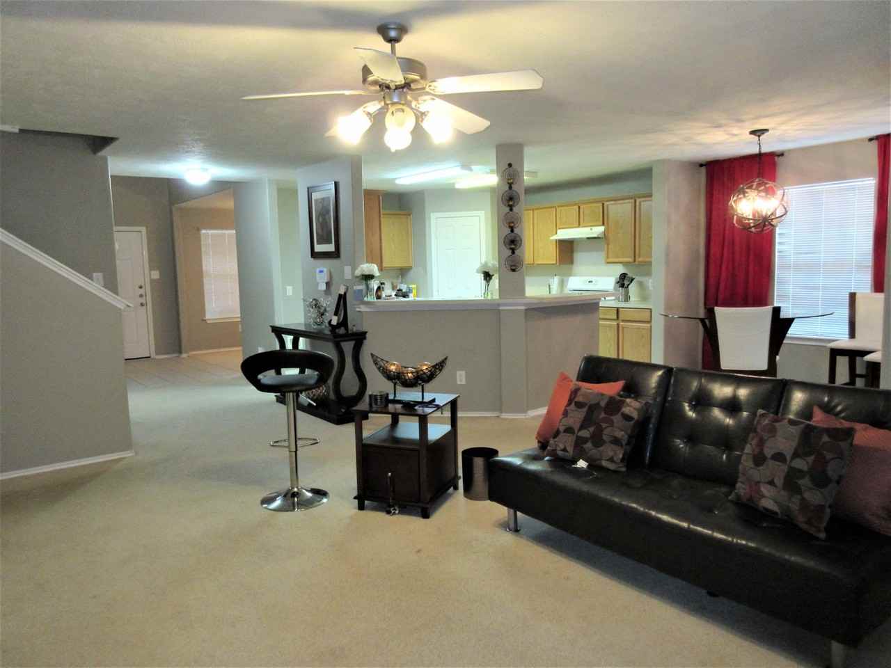 11323 Harbour Lake Ct - Photo 6 of 13