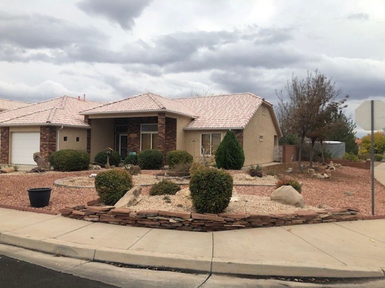 3695 Rachel Dr - Photo 3 of 23