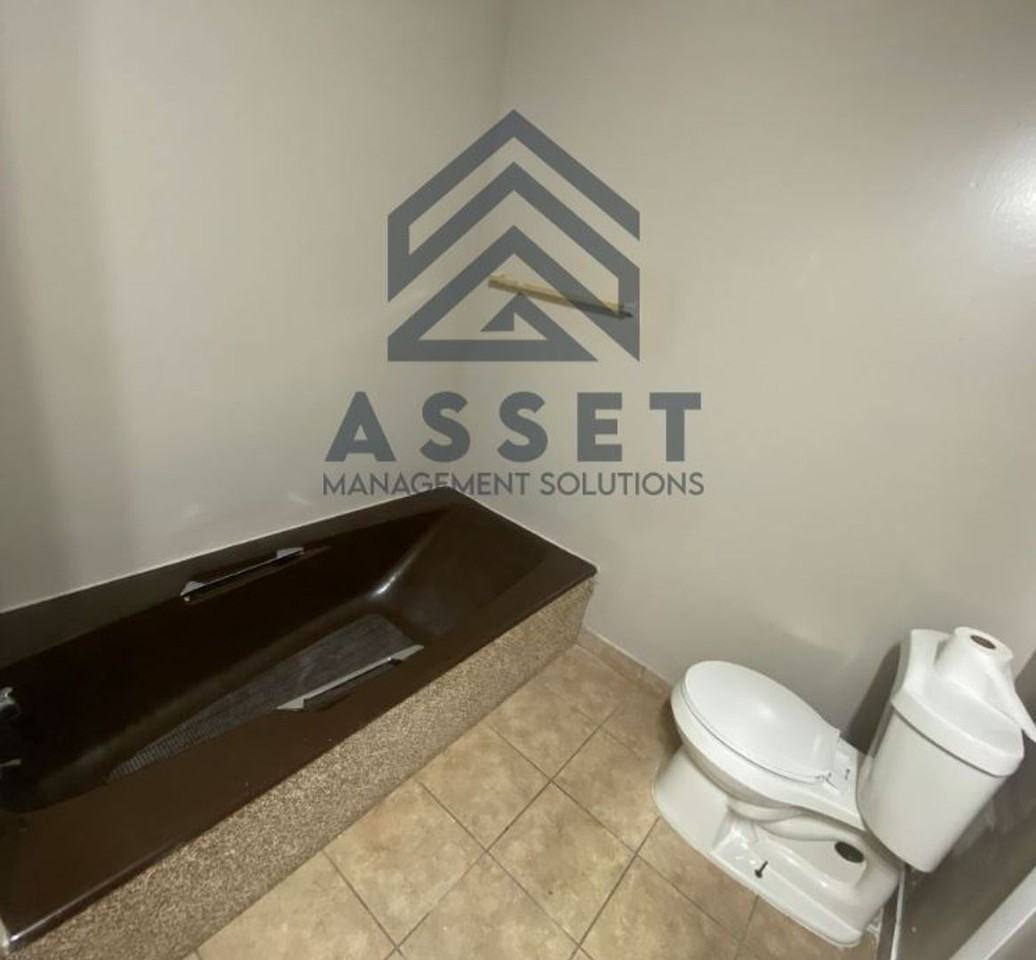 2624 Sw 57th St - Photo 7 of 22