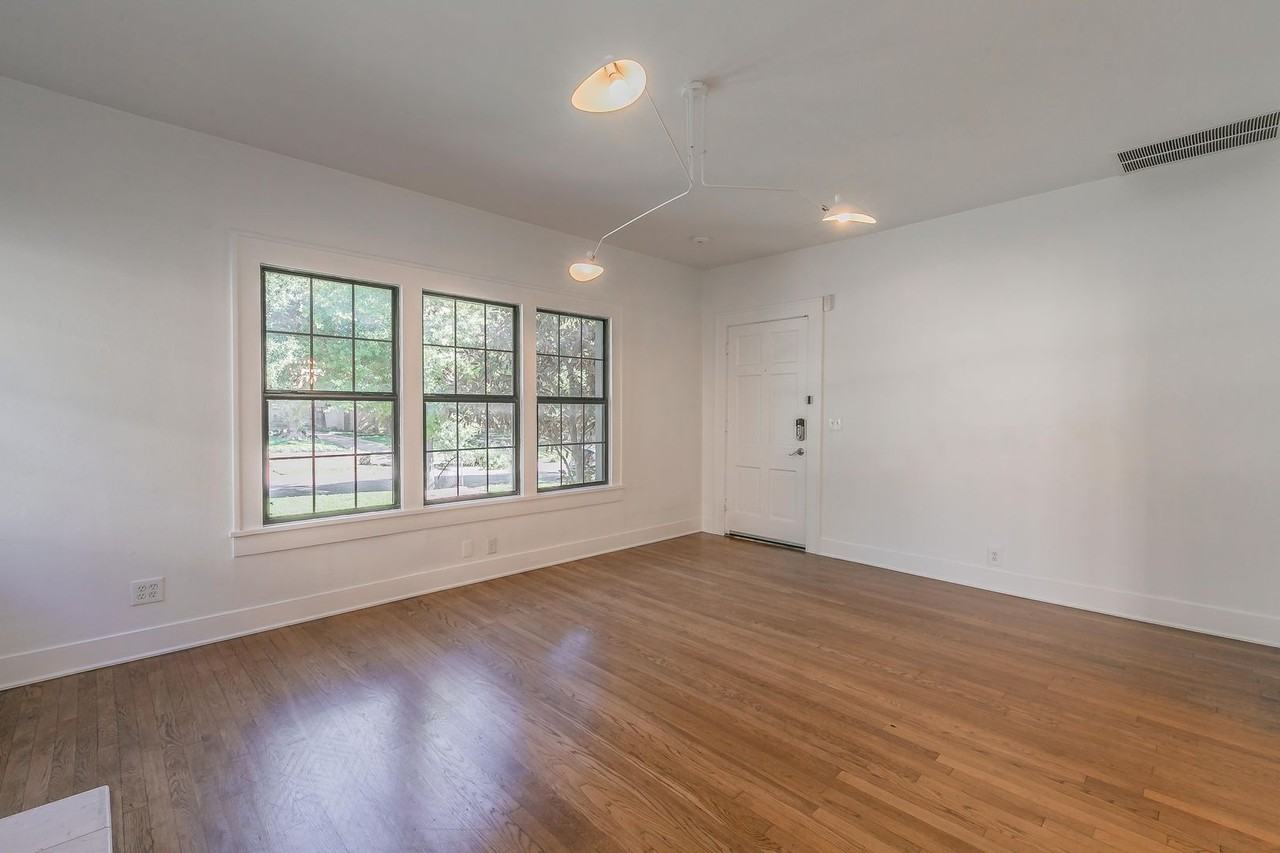 2308 Tremont Ave - Photo 6 of 43