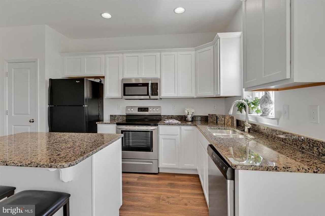 3716 Castle Dr - Photo 3 of 3