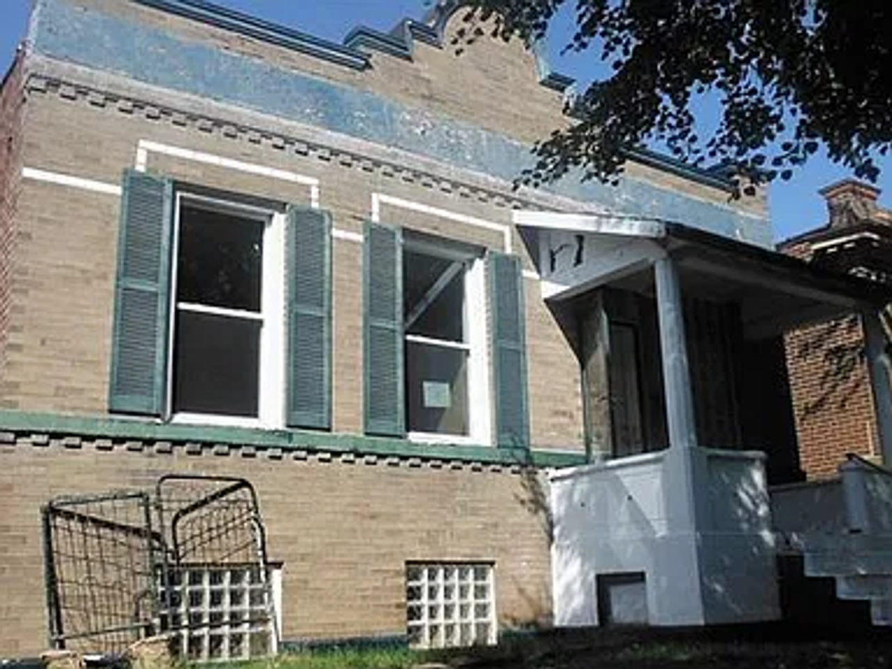 3337 Liberty St - Photo 3 of 11