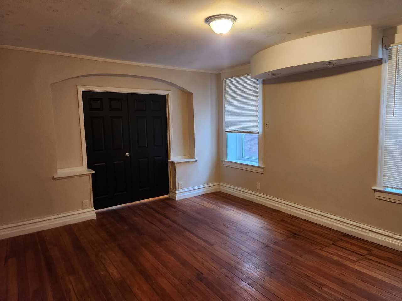 3337 Liberty St - Photo 7 of 11