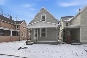 featured image of 611 5th St