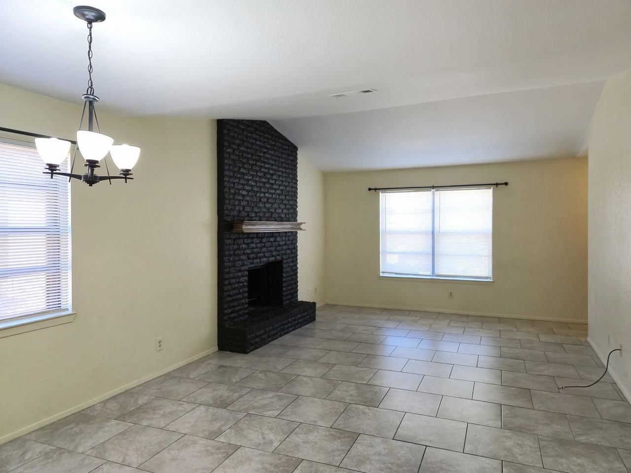 1409 Chapel Creek Rd - Photo 2 of 12