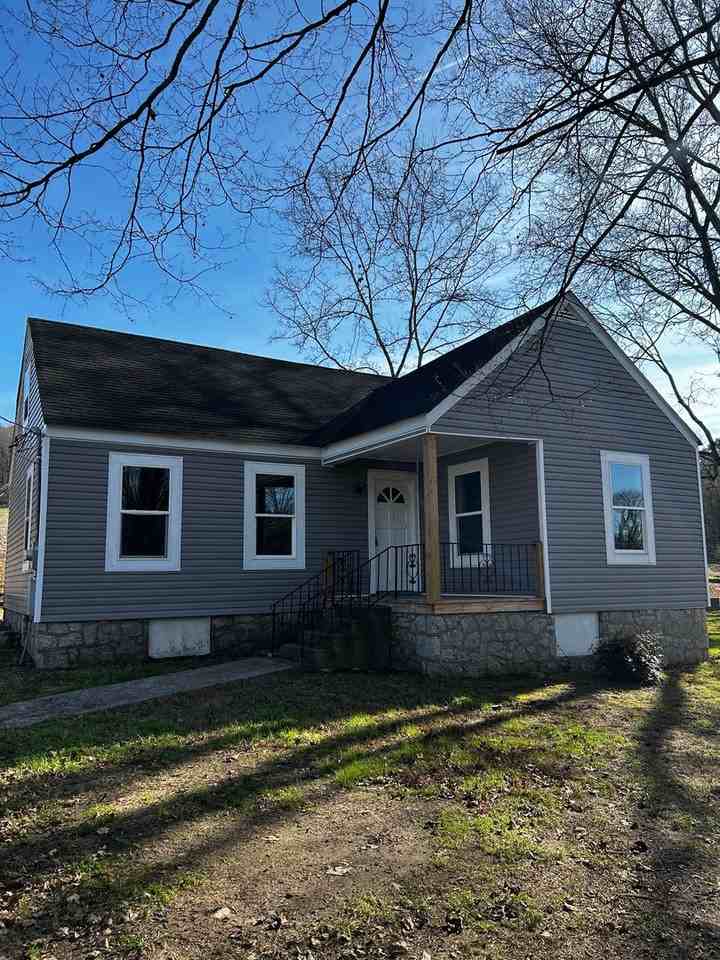 135 N Three Notch Rd - Photo 2 of 13