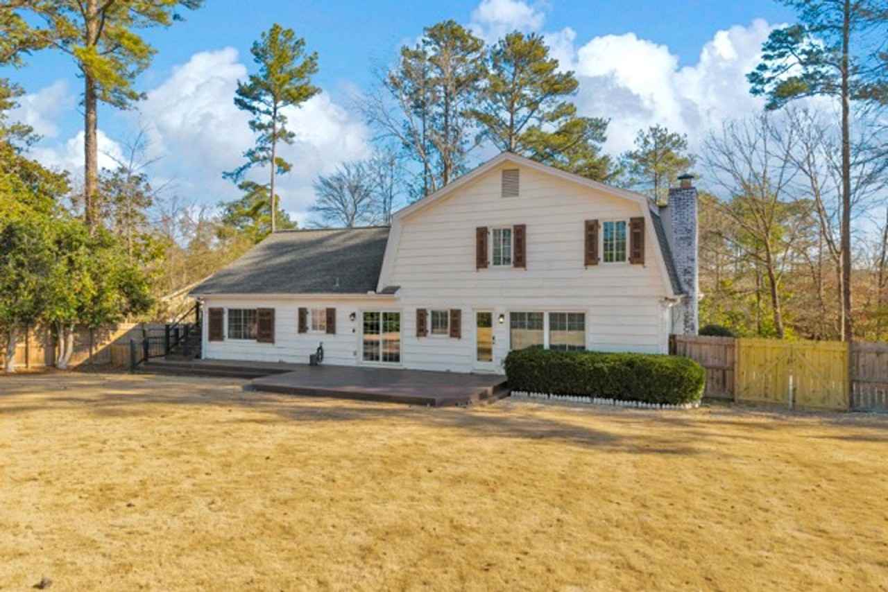 4217 Cove Ct Ne - Photo 5 of 50