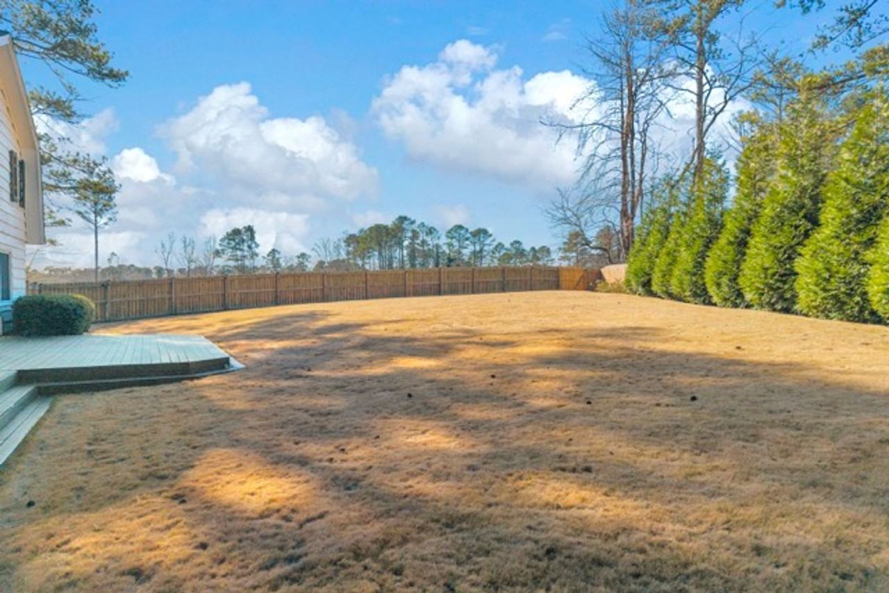 4217 Cove Ct Ne - Photo 6 of 50