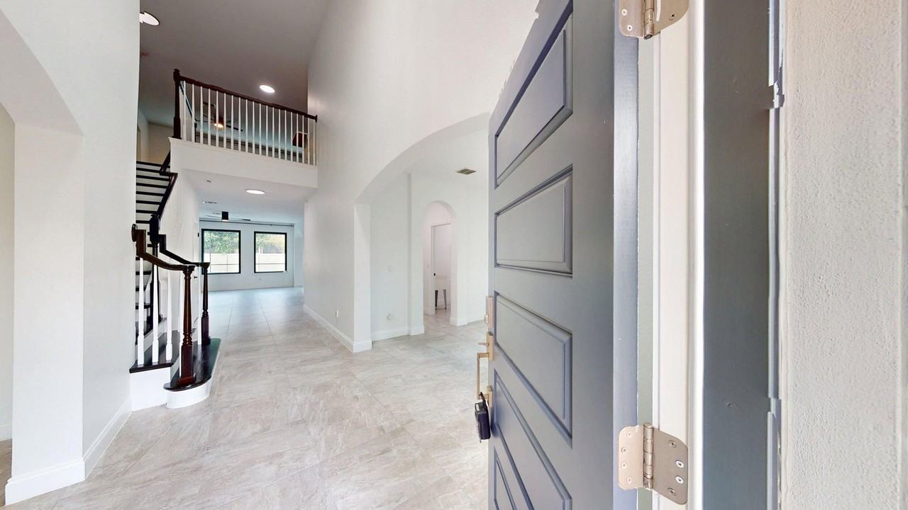 14928 Honeycrisp Ln - Photo 2 of 50