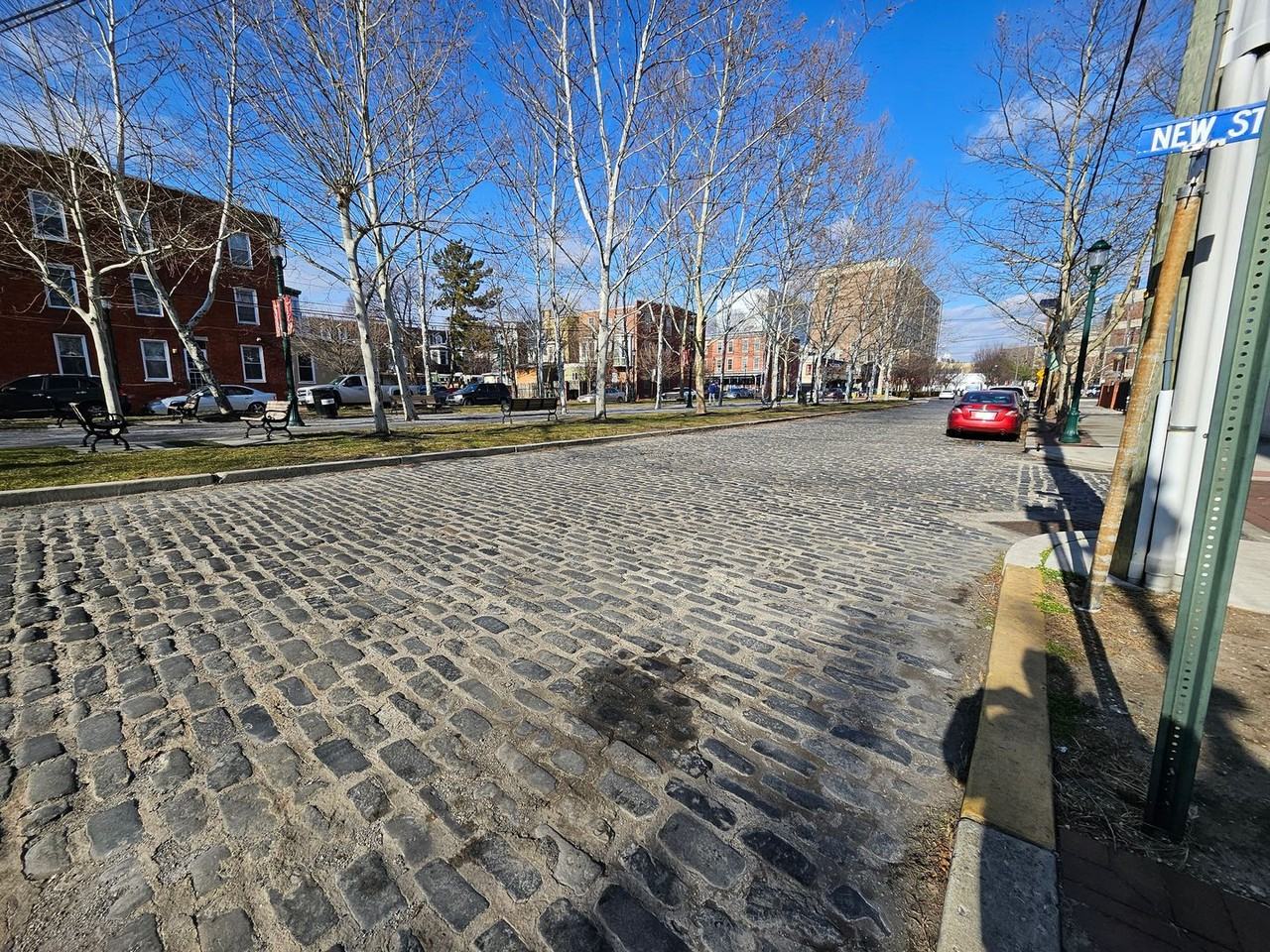 700 New St - Photo 2 of 19