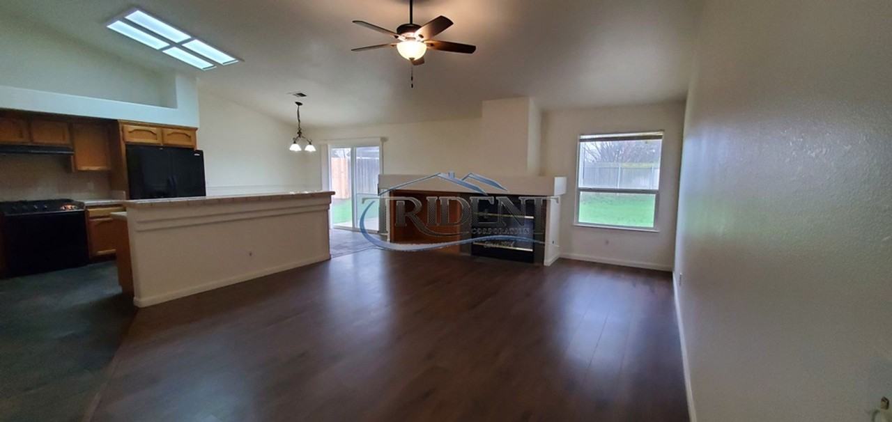 1551 Pintail Ct - Photo 6 of 24