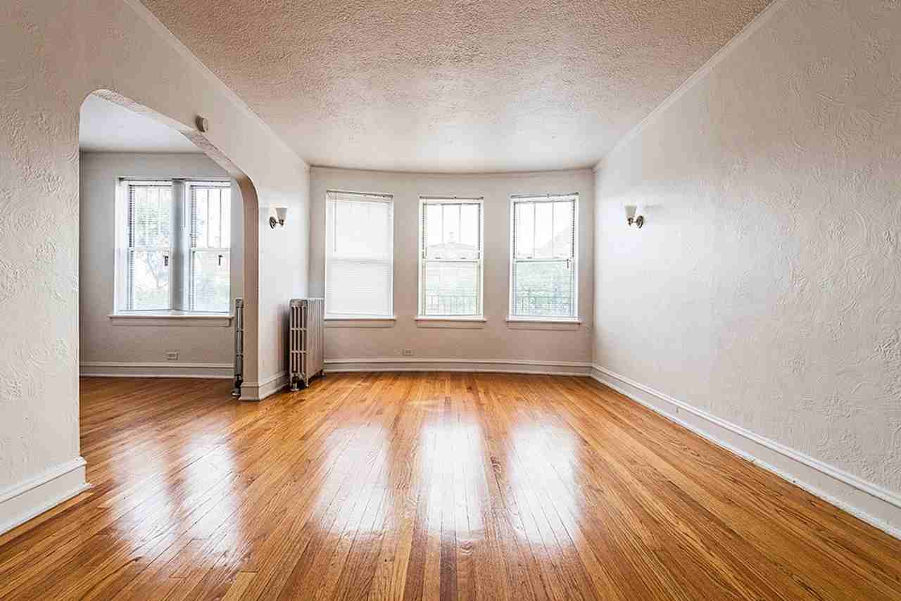 222 E 109th - Photo 5 of 19