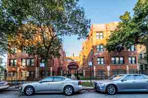 featured image of 7110 S Ridgeland Ave