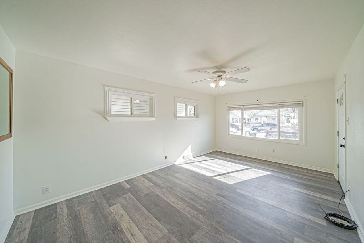 1142 N Harrison Ave - Photo 6 of 39