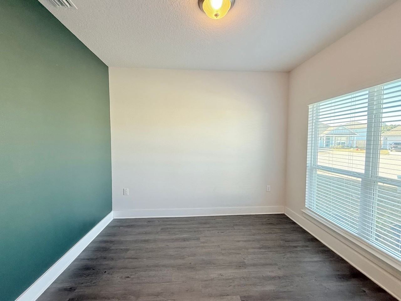 5732 Conley Ct - Photo 5 of 14