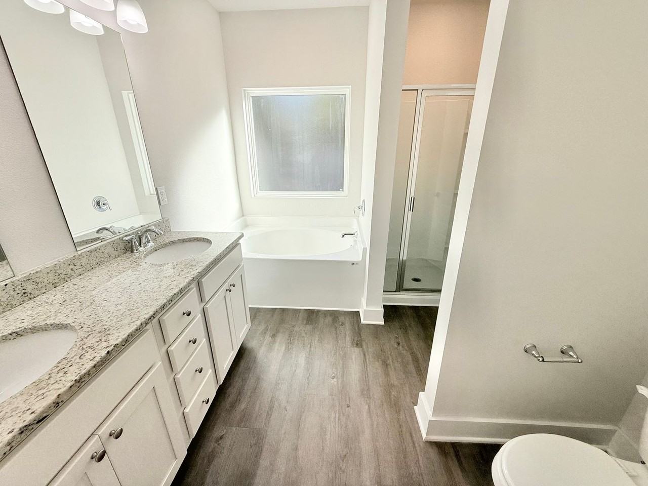 5732 Conley Ct - Photo 7 of 14