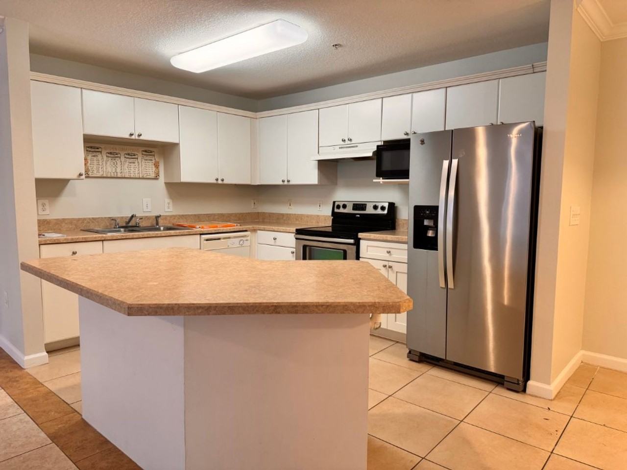 3591 Kernan Forest Blvd #121 - Photo 2 of 21