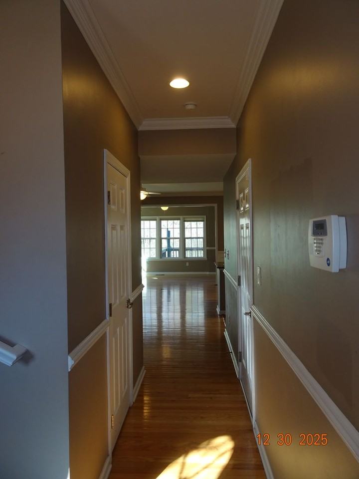 4656 Noland Blvd - Photo 3 of 27