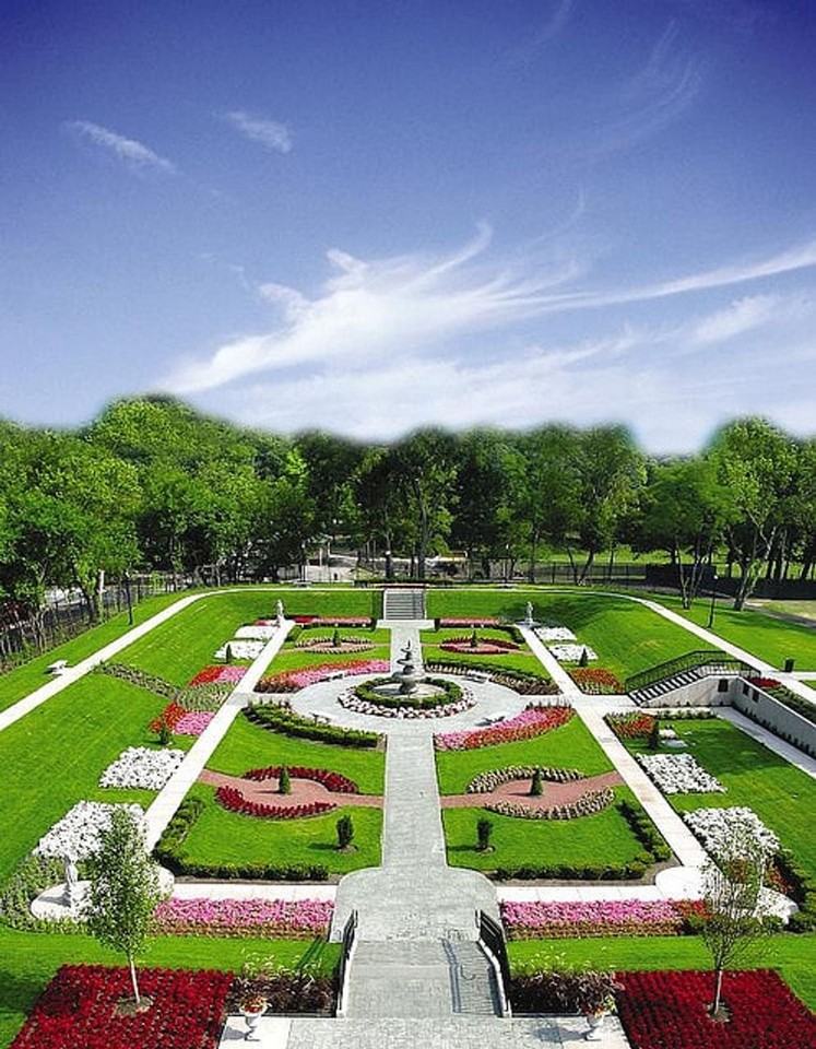 Lakeview Residences - Photo 3 of 4