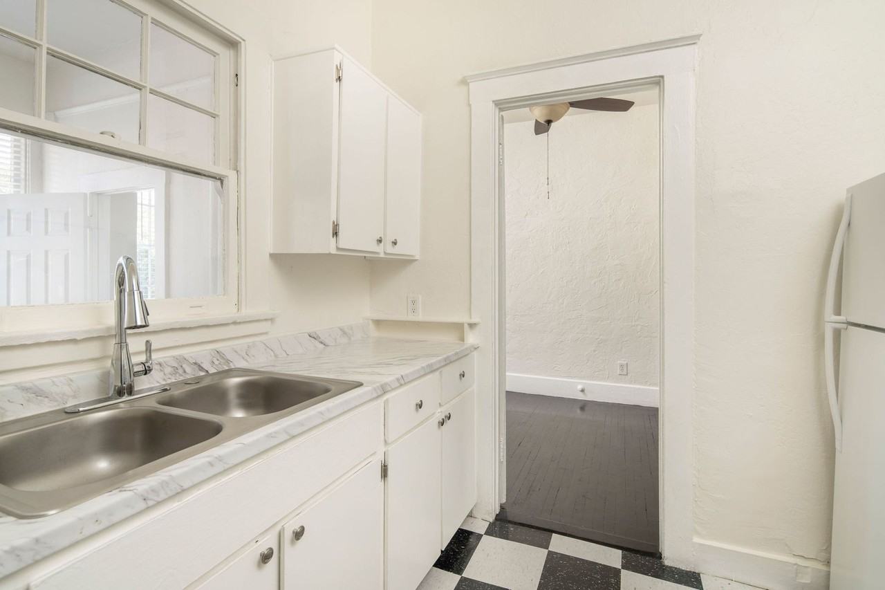 Downtown Phoenix - Photo 7 of 50