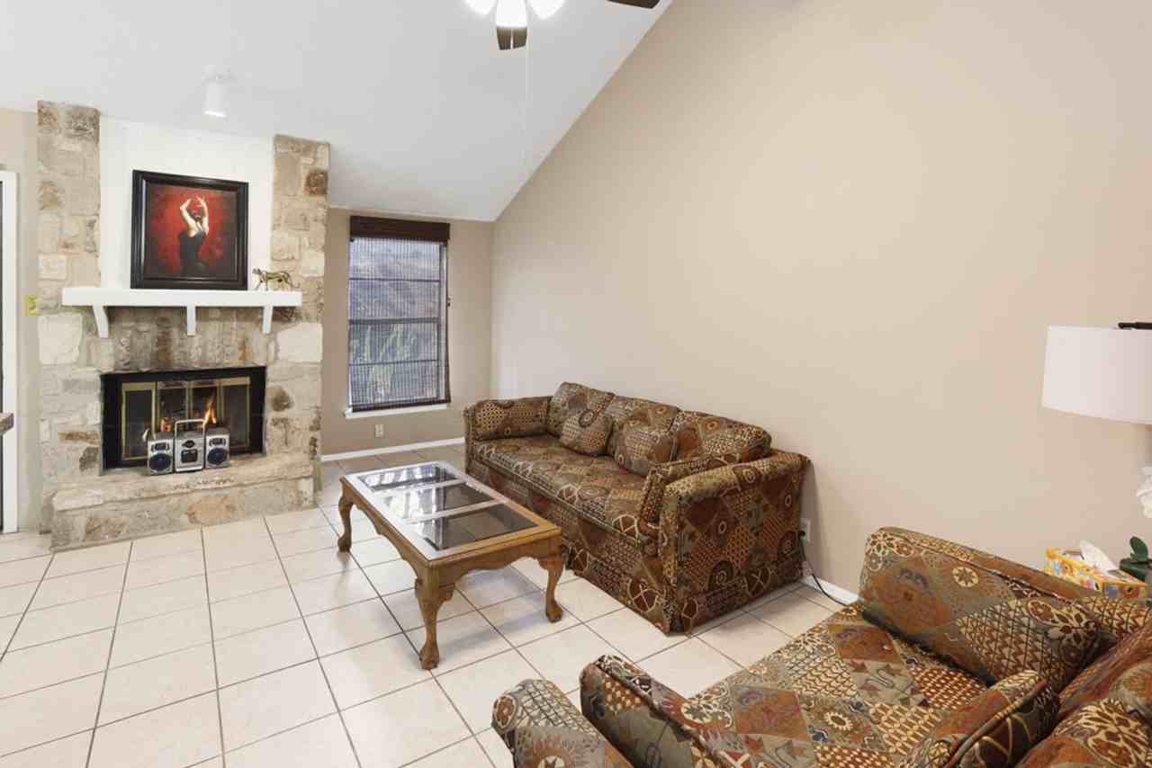 14306 Indian Woods - Photo 6 of 27