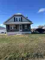 featured image of 14 Hakes Hollow Rd