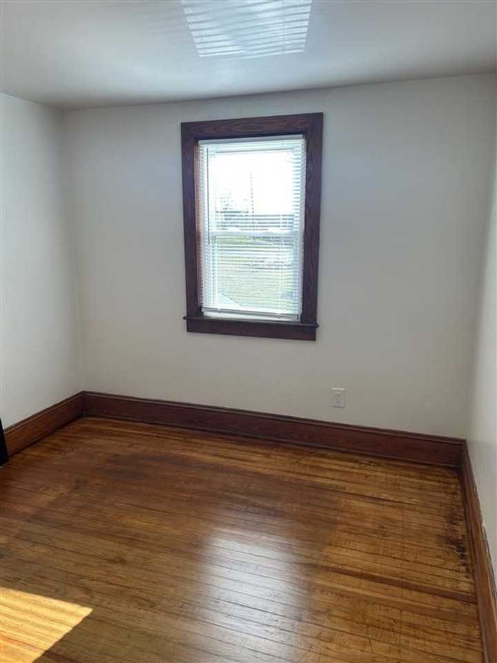 14 Hakes Hollow Rd - Photo 7 of 16